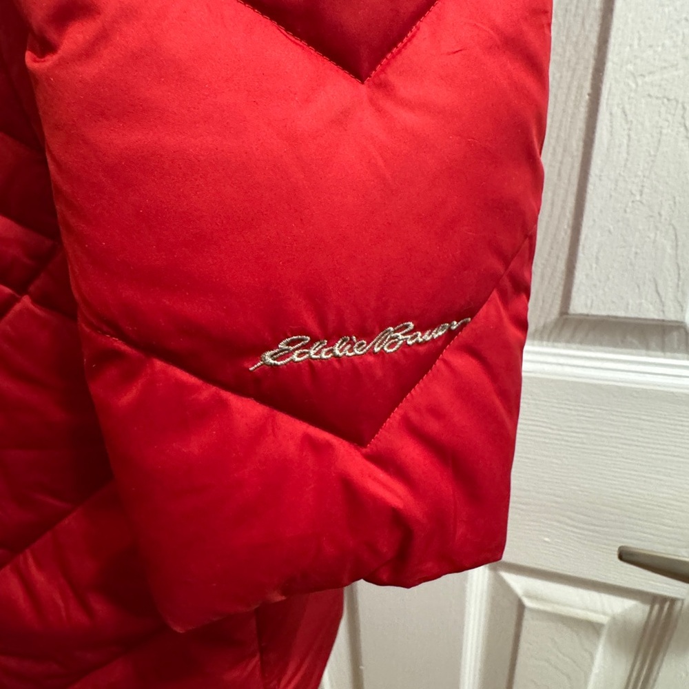 Eddie Bauer Women's Cherry Red Puffer Coat - Picture 2 of 7